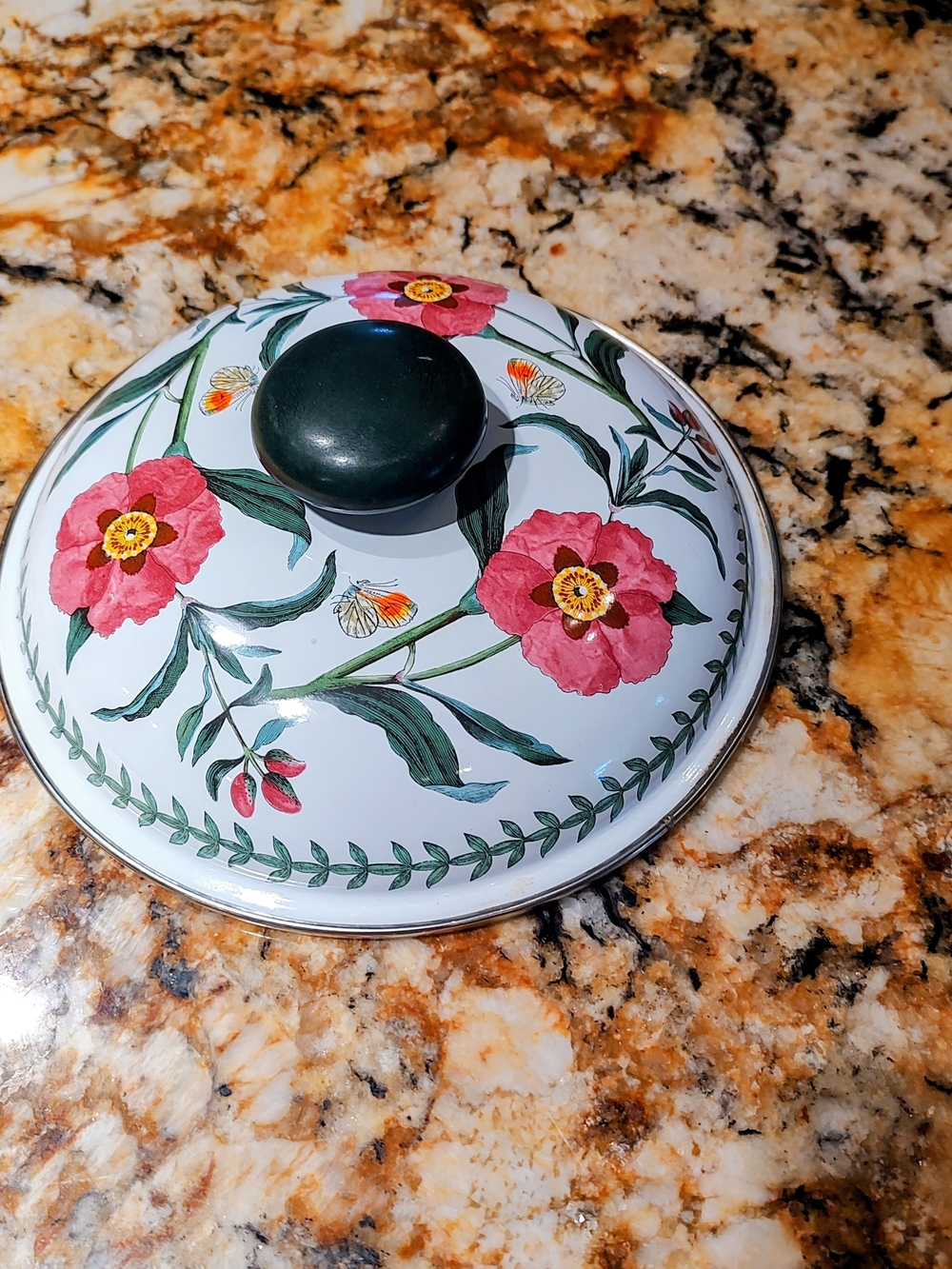 Portmeirion Floral Enamel Pot Lid in White with Pink Flowers and Black Knob